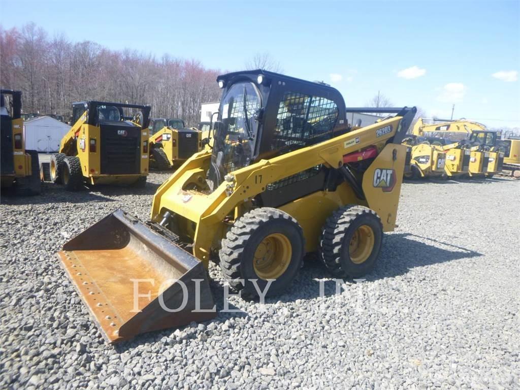 CAT 262D3 滑移装载机