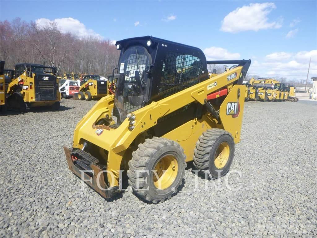 CAT 262D3 滑移装载机