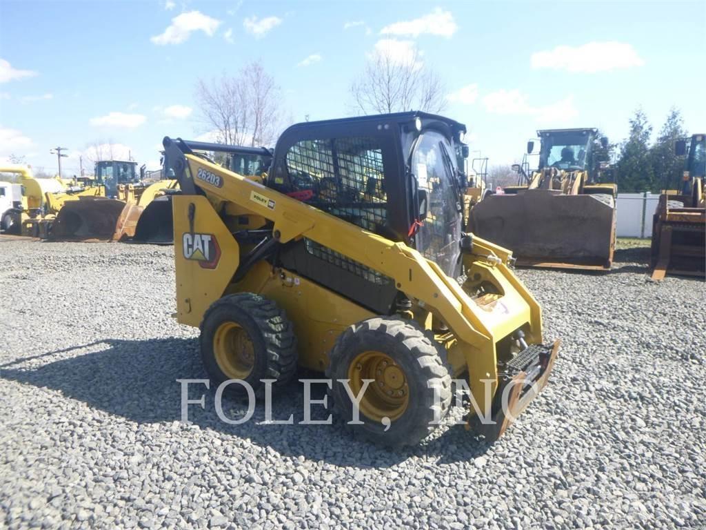 CAT 262D3 滑移装载机