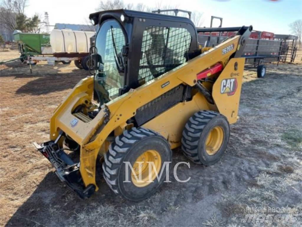 CAT 262D3 滑移装载机