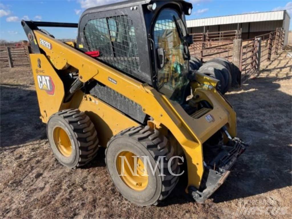 CAT 262D3 滑移装载机