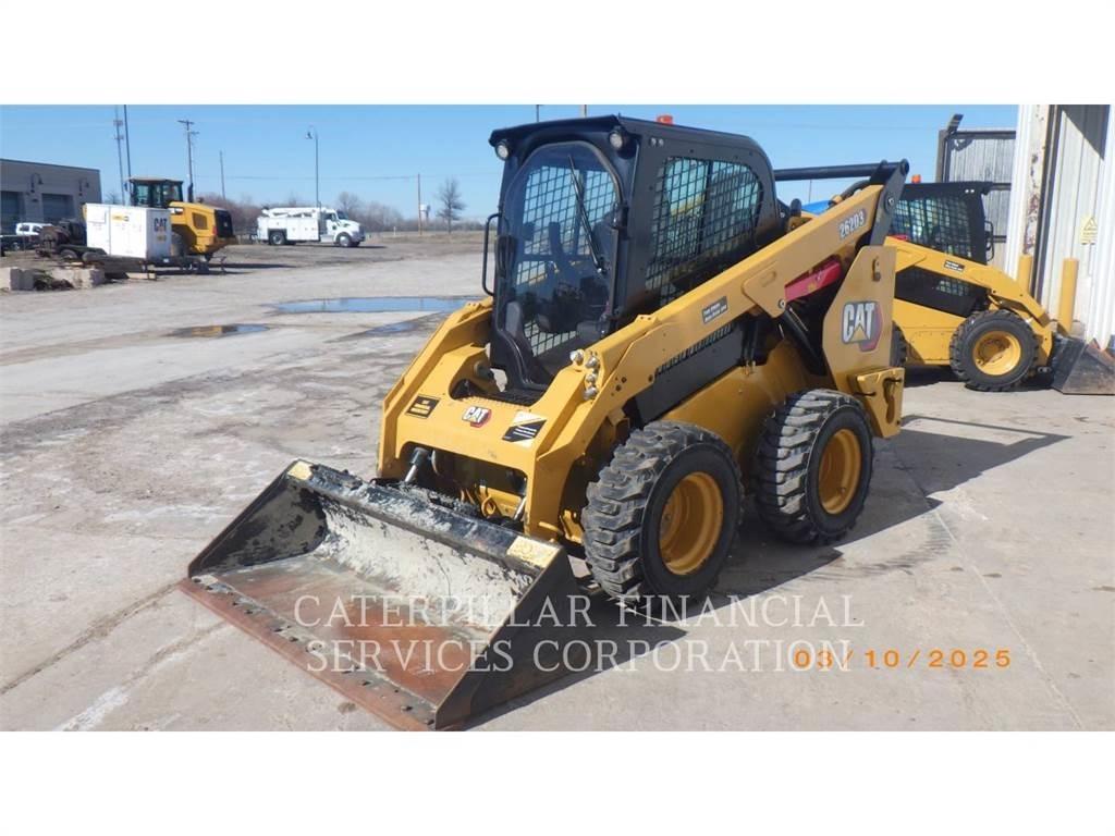 CAT 262D3 滑移装载机