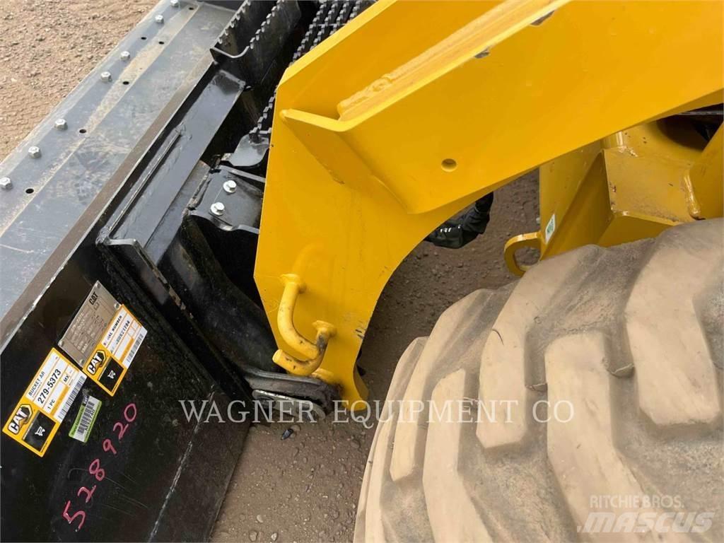 CAT 262D3 滑移装载机