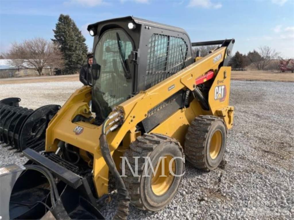 CAT 262D3 滑移装载机