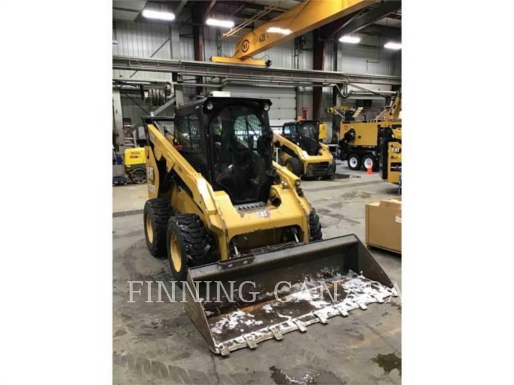 CAT 262D3 滑移装载机