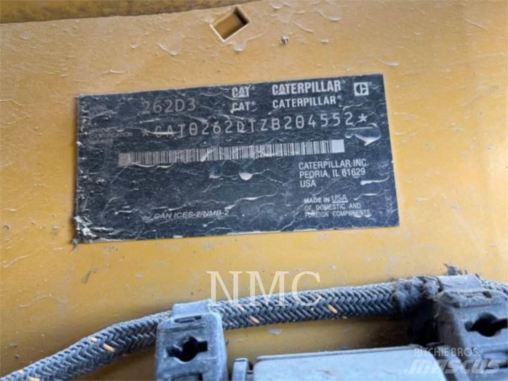 CAT 262D3 滑移装载机