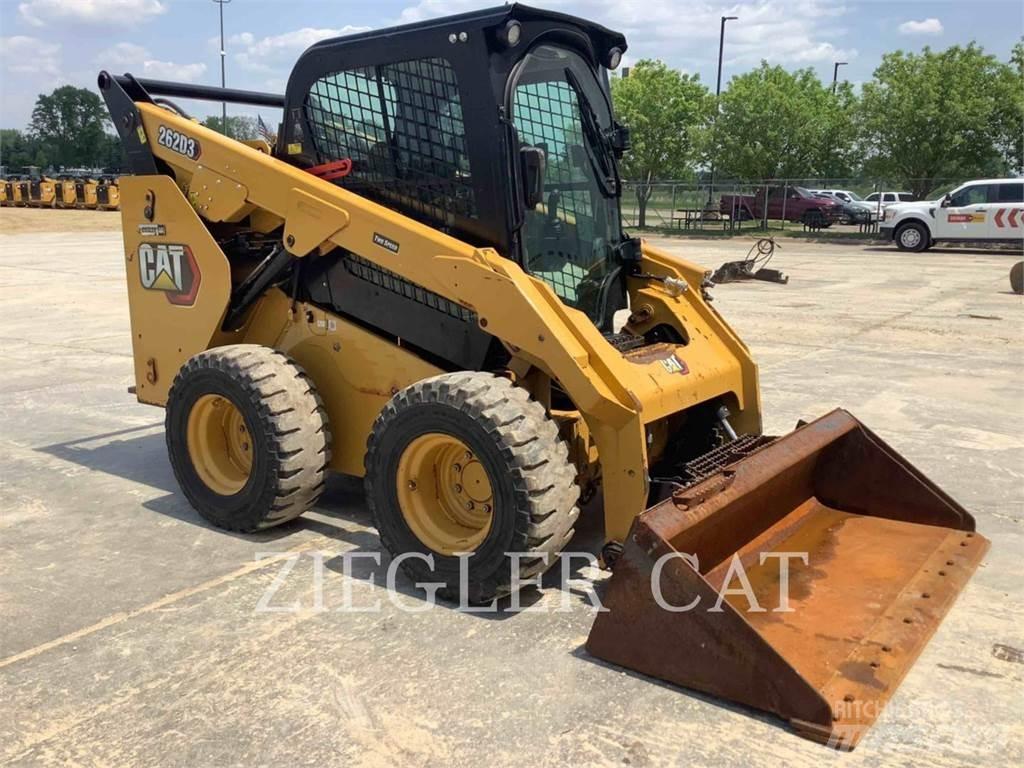 CAT 262D3 滑移装载机