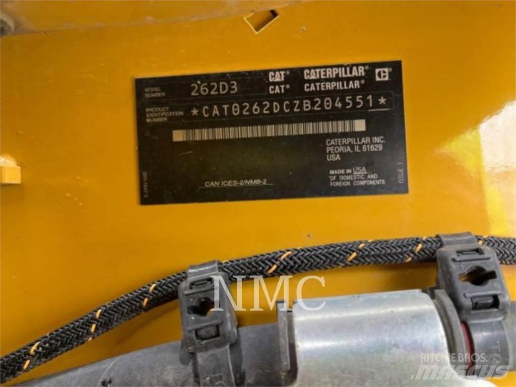CAT 262D3 滑移装载机