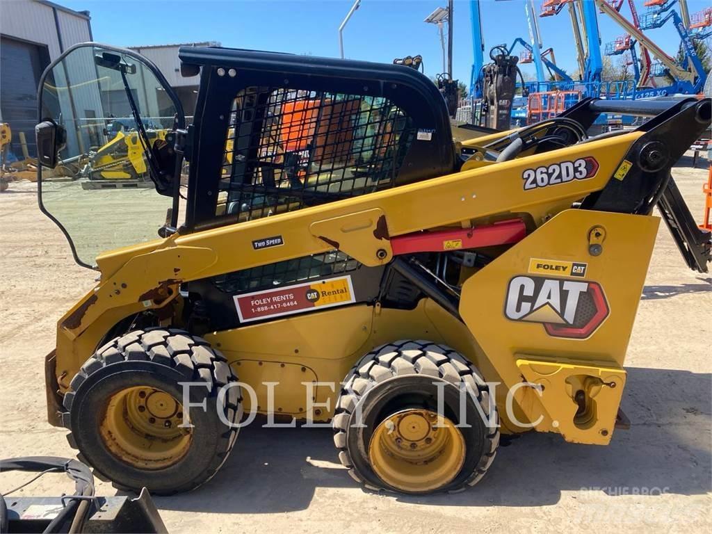 CAT 262D3 滑移装载机