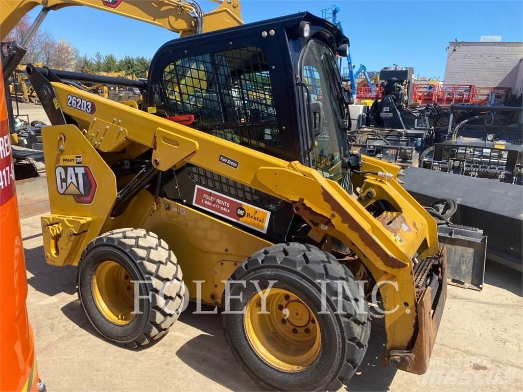 CAT 262D3 滑移装载机
