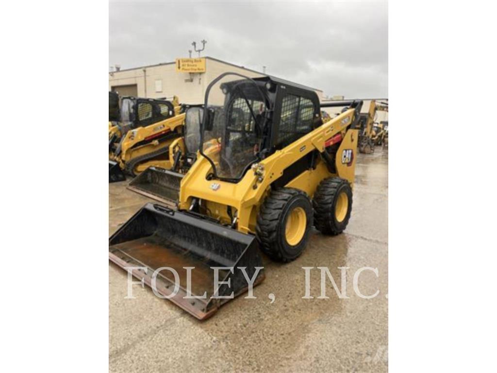 CAT 262D3 滑移装载机