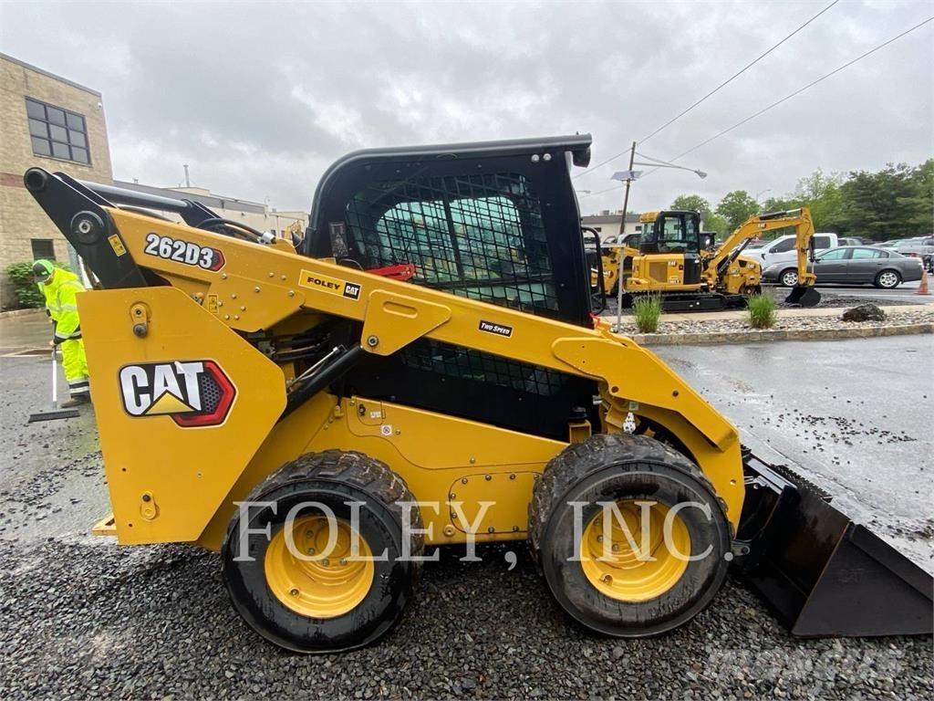 CAT 262D3 滑移装载机