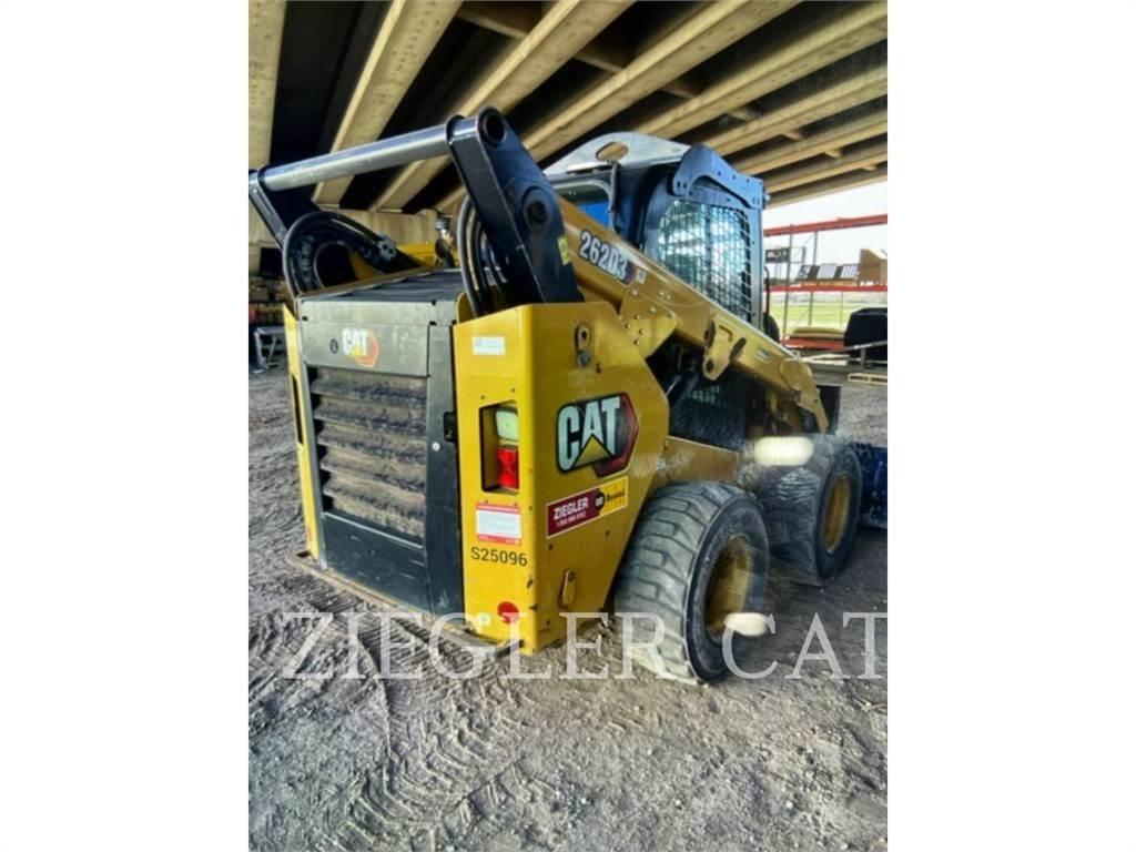 CAT 262D3 滑移装载机