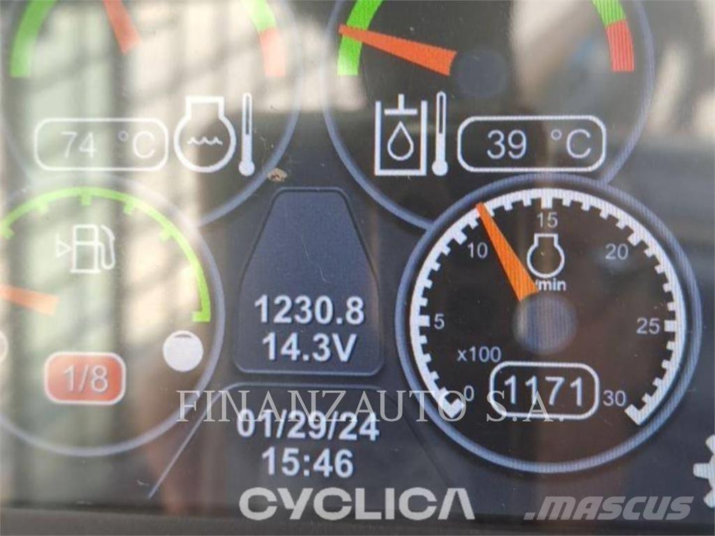 CAT 262D3 滑移装载机