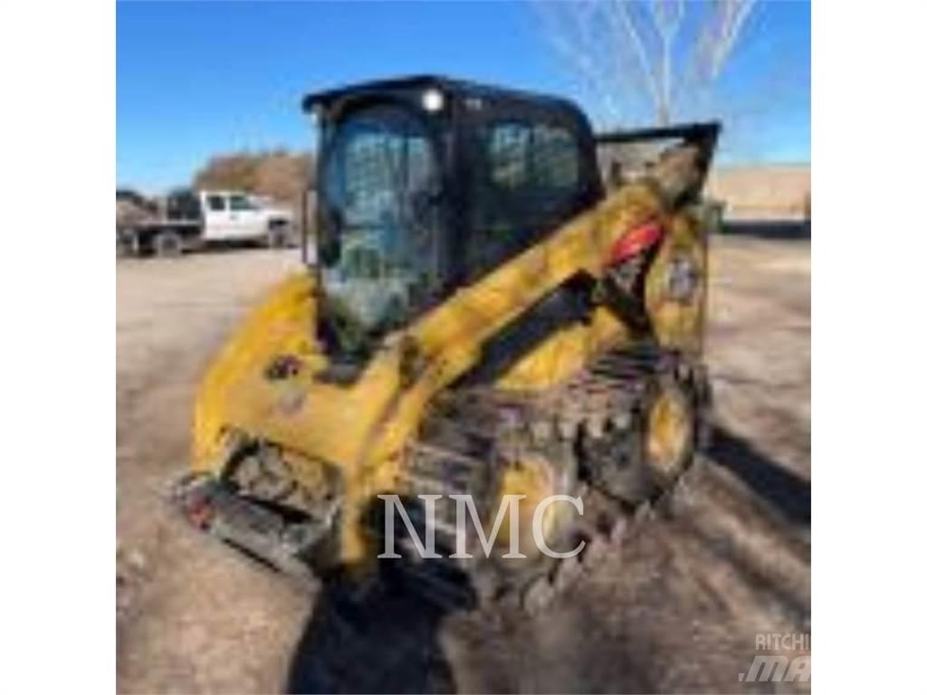 CAT 262D3 滑移装载机