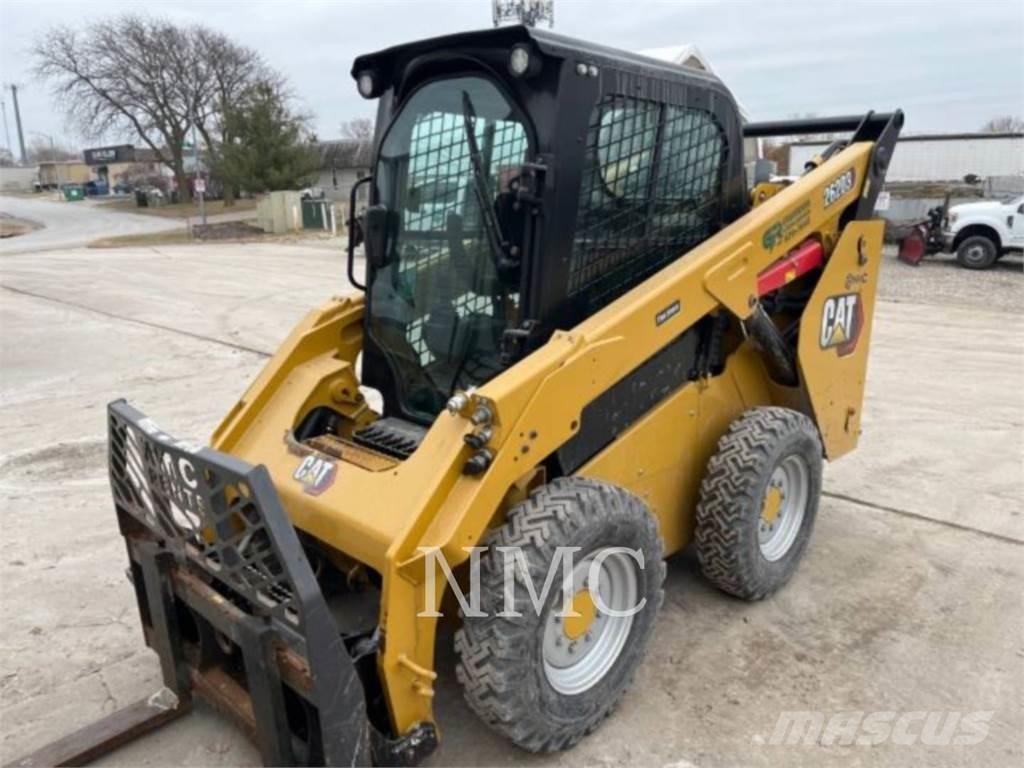 CAT 262D3 滑移装载机