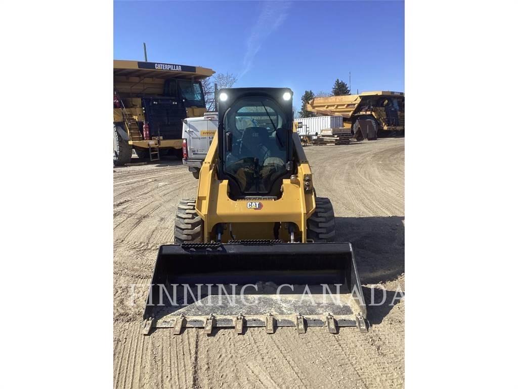 CAT 262D3 滑移装载机