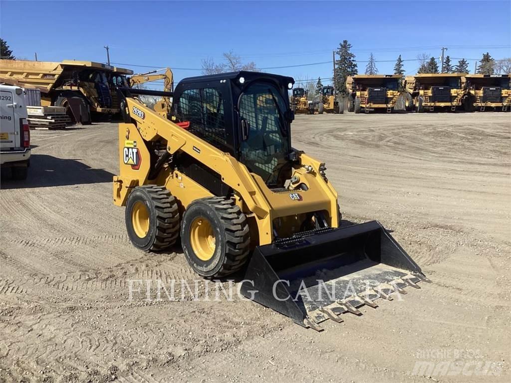 CAT 262D3 滑移装载机