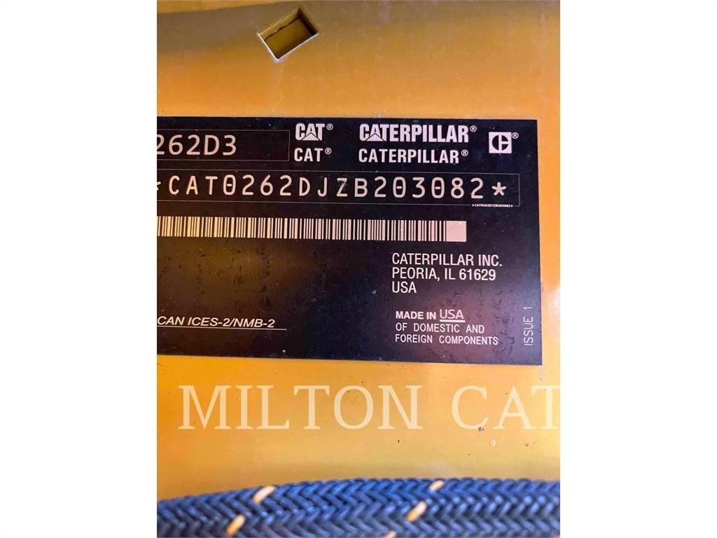CAT 262D3 滑移装载机