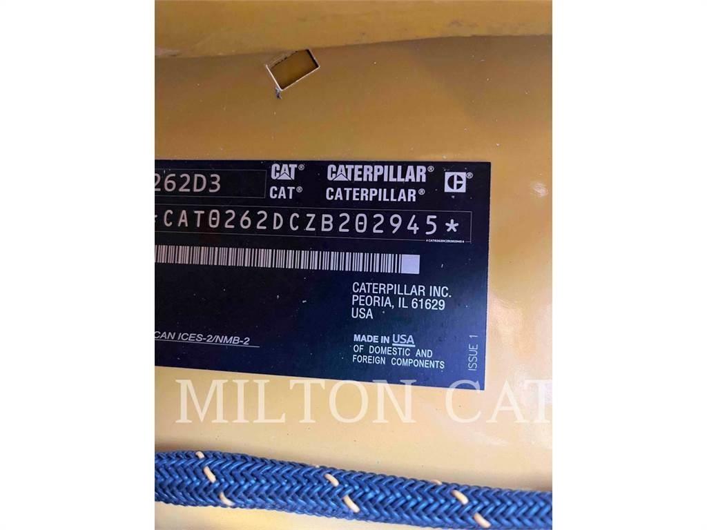 CAT 262D3 滑移装载机