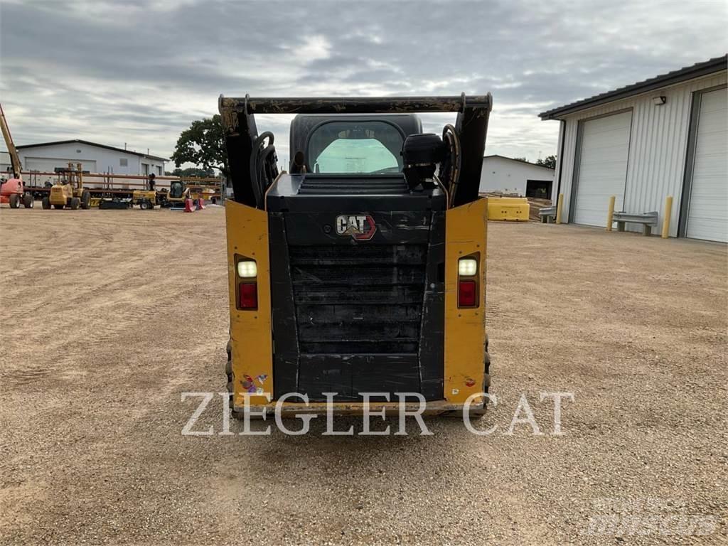 CAT 262D3 滑移装载机