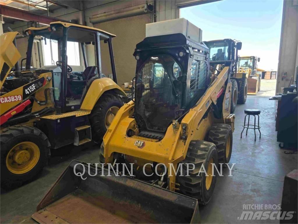 CAT 262D3 滑移装载机