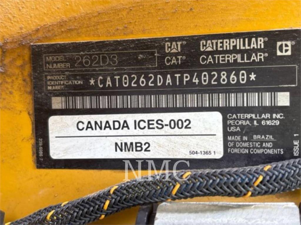 CAT 262D3 滑移装载机