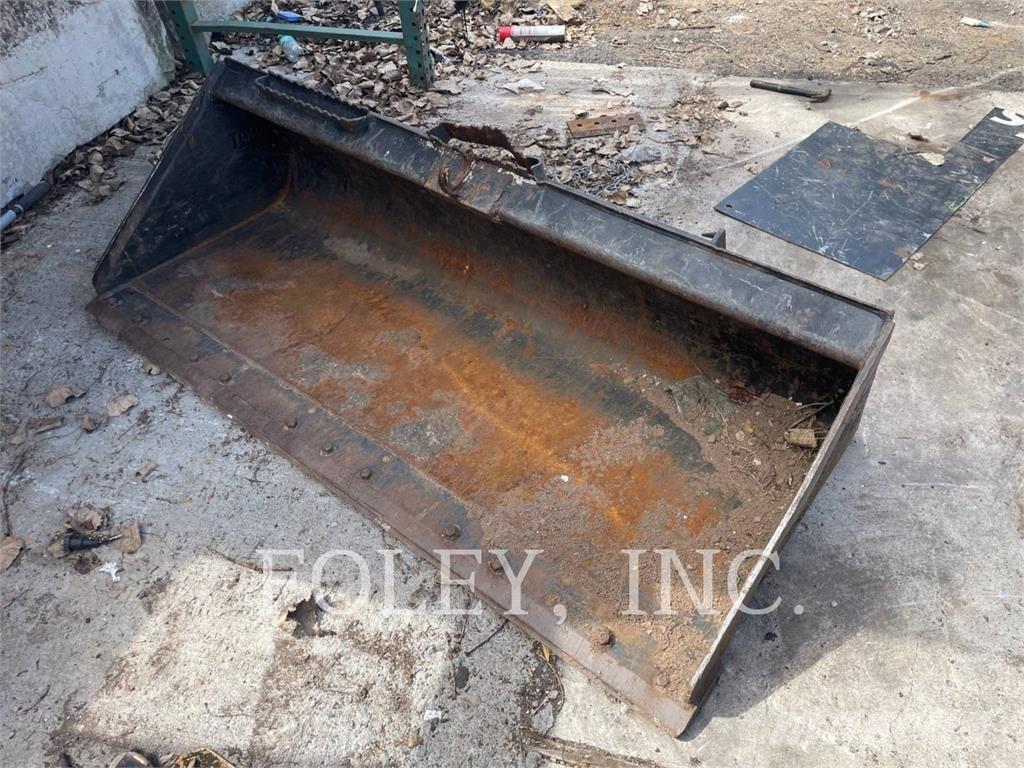 CAT 262D3 滑移装载机