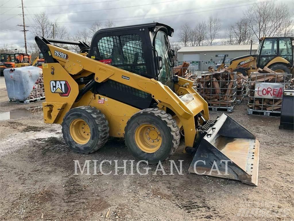 CAT 262D3 A2Q 滑移装载机