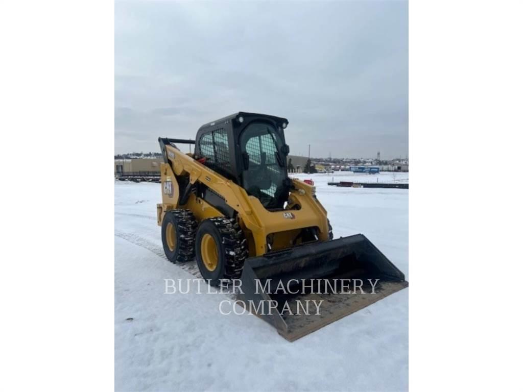 CAT 262D3 C3H2 滑移装载机