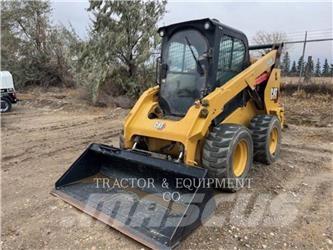 CAT 262D3 H2CB 滑移装载机