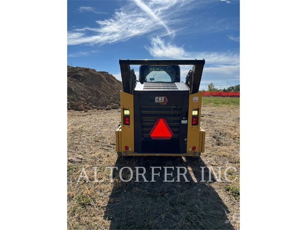 CAT 262D3 XPS 滑移装载机