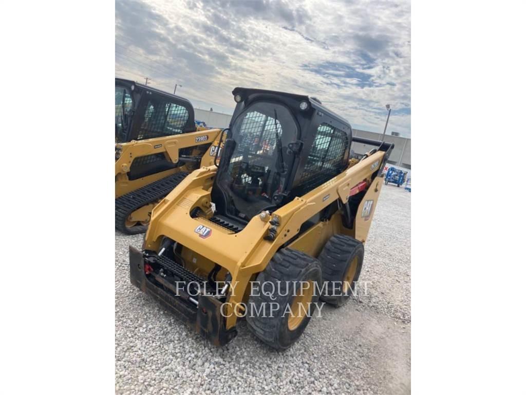 CAT 262D3STD2C 滑移装载机