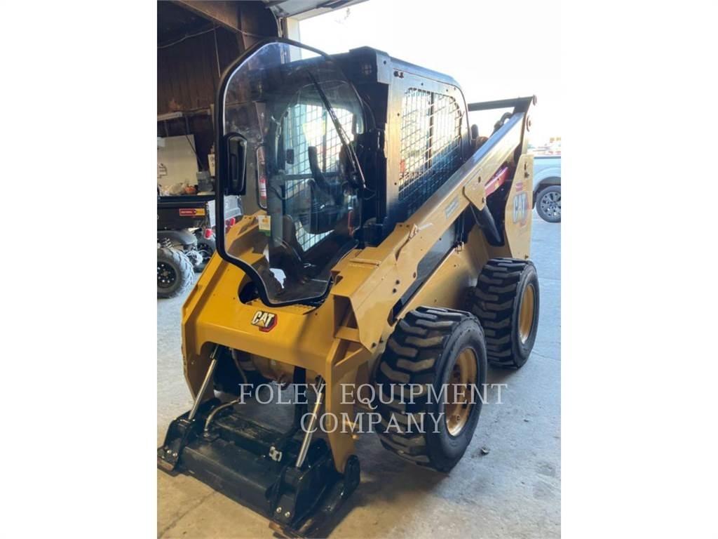 CAT 262D3XPS2C 滑移装载机