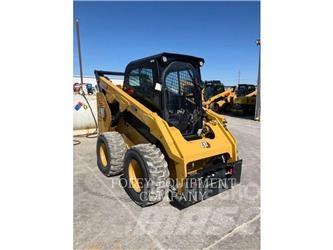 CAT 262D3XPS2C 滑移装载机