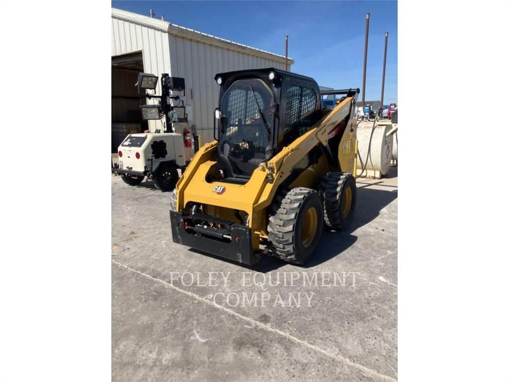 CAT 262D3XPS2C 滑移装载机