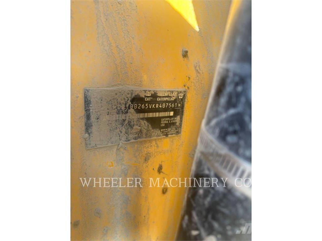 CAT 265 C3H2 履带式装载机