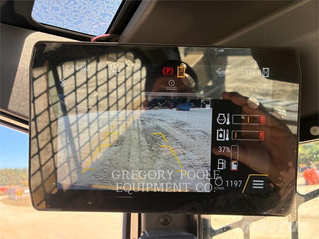 CAT 26505 履带式装载机