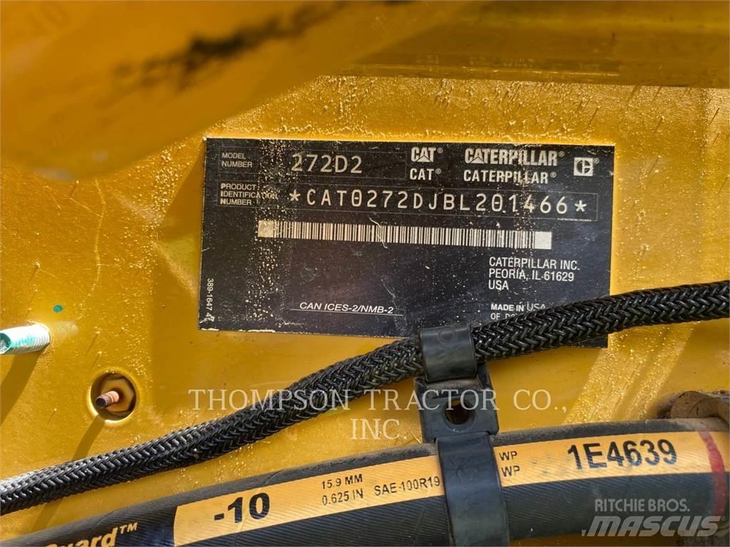 CAT 272 D 2 滑移装载机