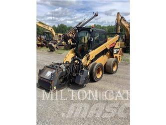 CAT 272D 滑移装载机