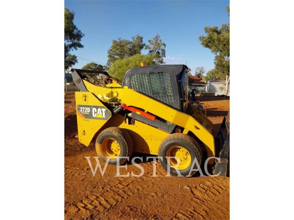CAT 272D 滑移装载机