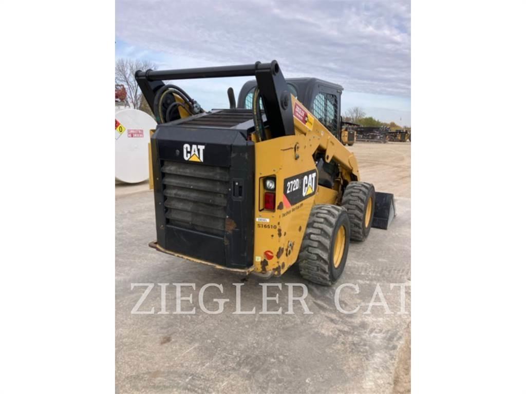 CAT 272D2 滑移装载机