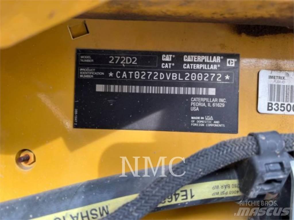 CAT 272D2 滑移装载机