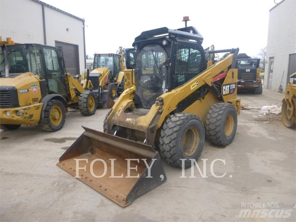 CAT 272D2XHP 滑移装载机