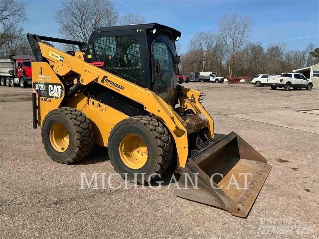 CAT 272D2XHP AQ 滑移装载机