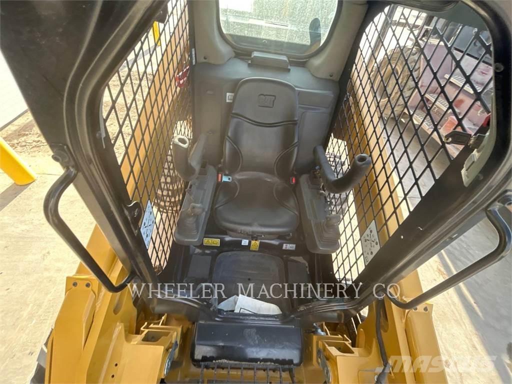 CAT 272D3 C1H2 滑移装载机