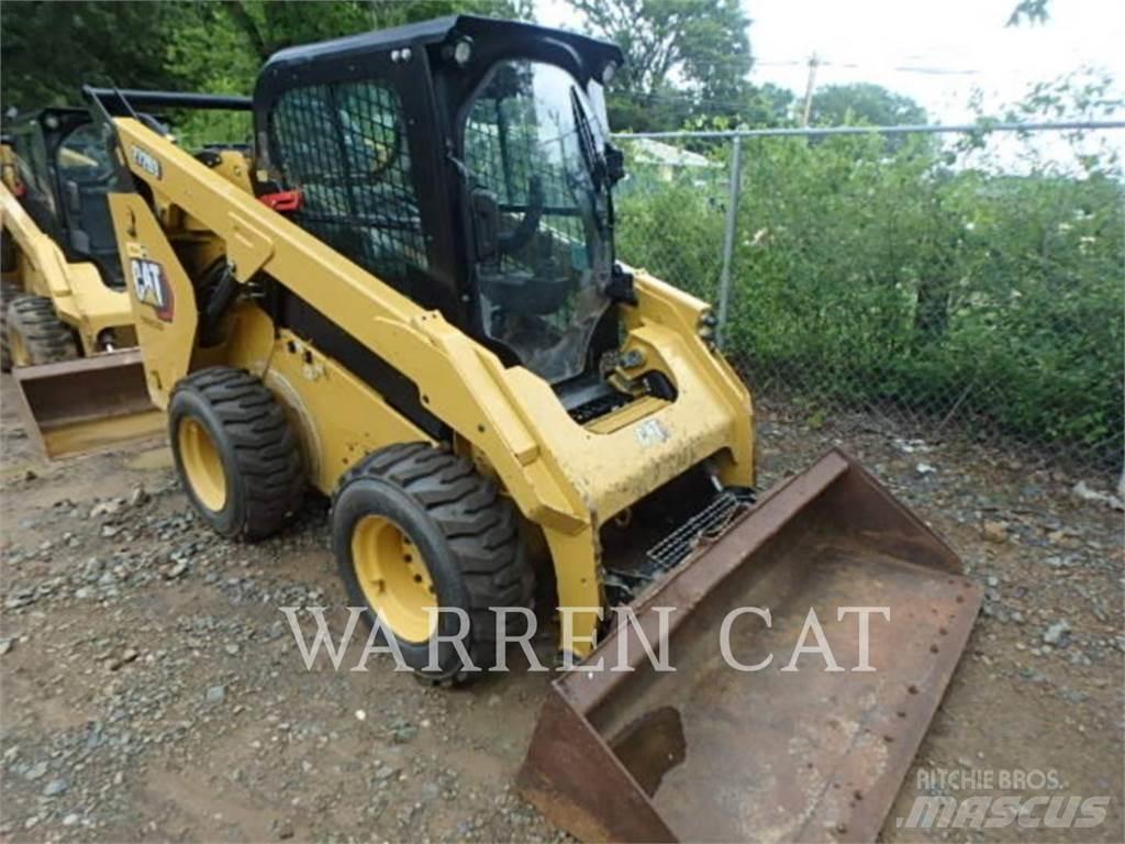 CAT 272D3 C3H1 滑移装载机