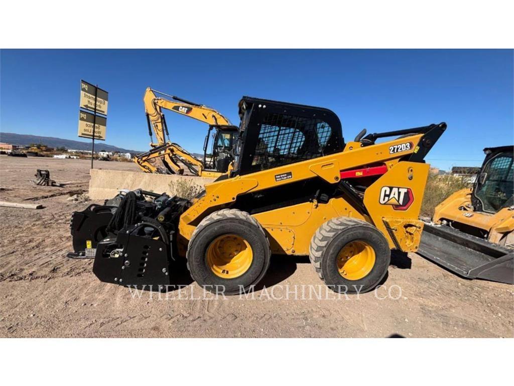 CAT 272D3 C3HF 滑移装载机