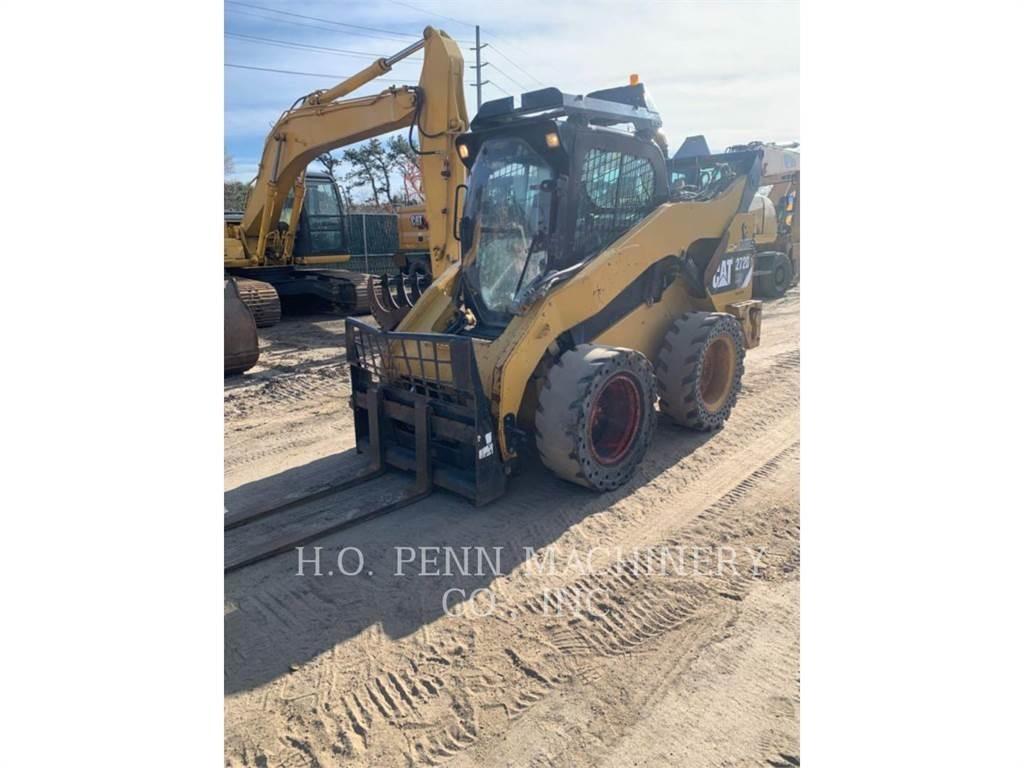 CAT 272DXHP 滑移装载机