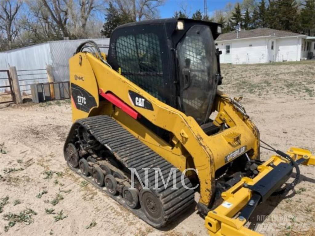 CAT 277C 滑移装载机